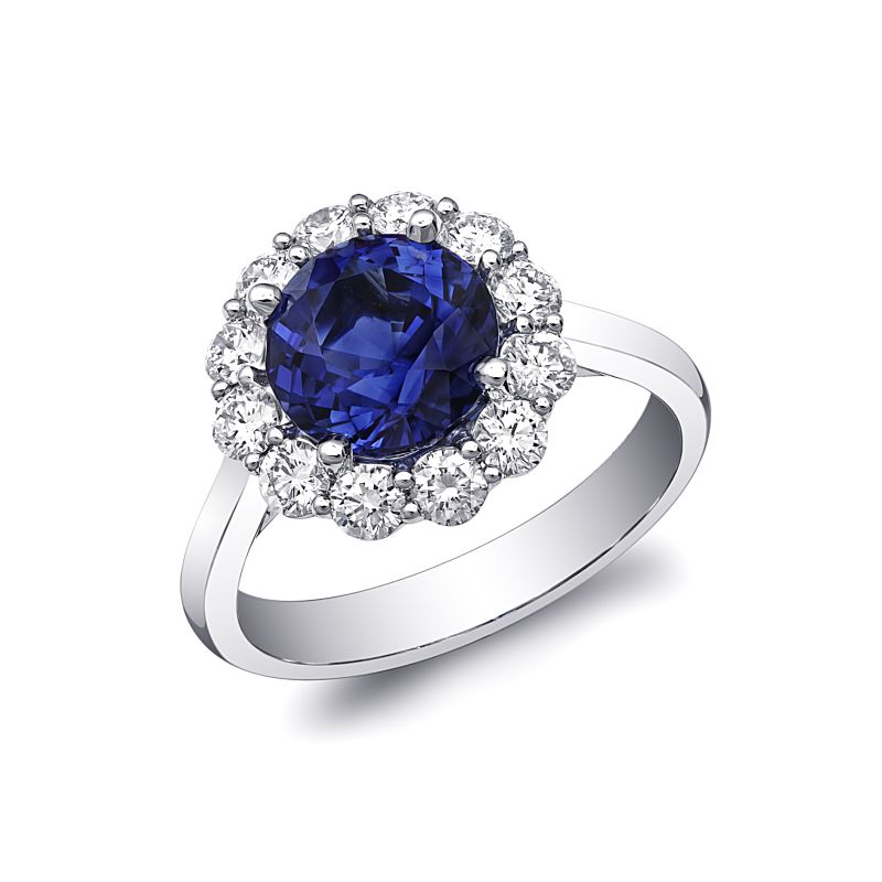 Natural Blue Sapphire 3.15 carats set in Platinum Ring with 0.80 carats Diamonds 