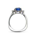Natural Blue Sapphire 4.33 carats set in 18K White Gold Ring with Diamonds 