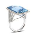 Natural Aquamarine 21.89 carats set in 14K White Gold Ring with 0.79 carats Diamonds / GIA Report