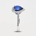 Natural Blue Sapphire 4.16 carats set in 18K White Gold Ring with 0.38 carats Diamonds / GIA Report