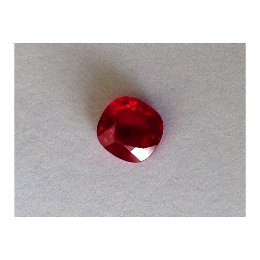 Natural Heated Burma Ruby 0.93 carats with GIA Report
