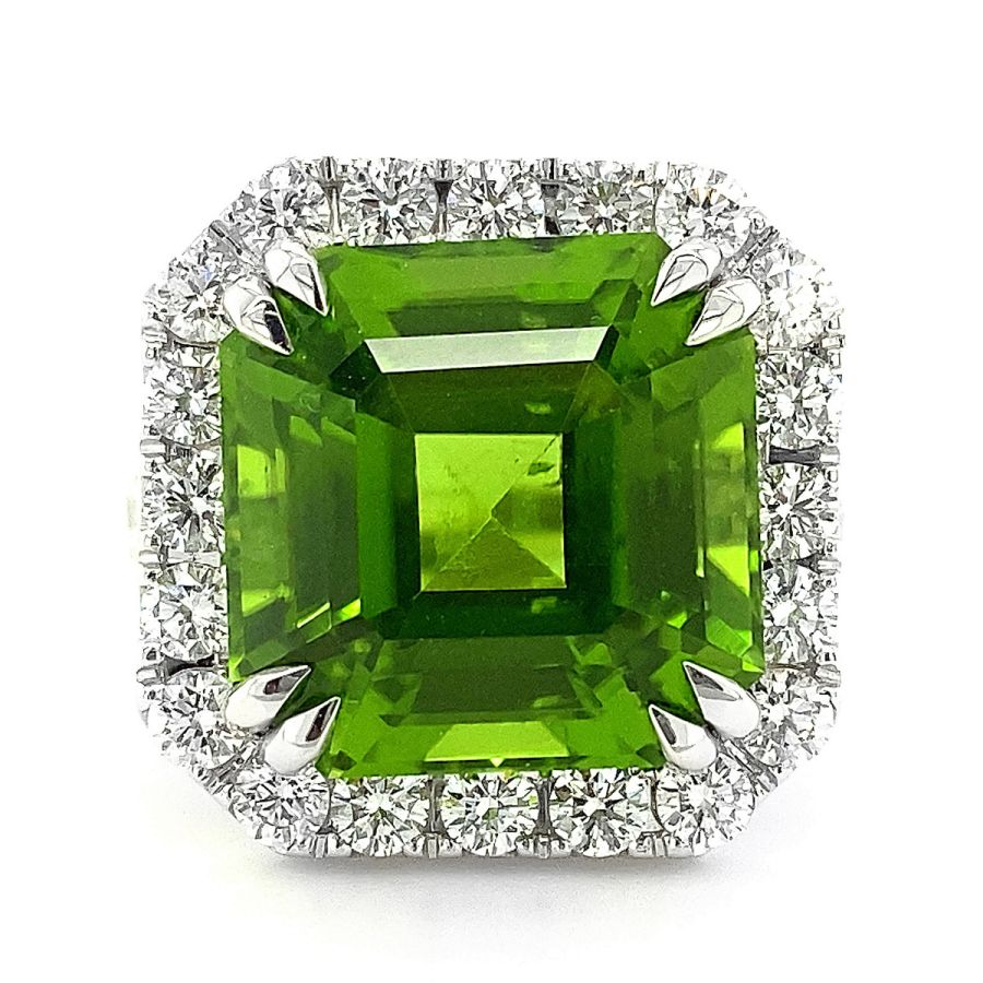 Natural Peridot 14.76 carats set in 18K White Gold Ring with 1.88 carats Diamonds 