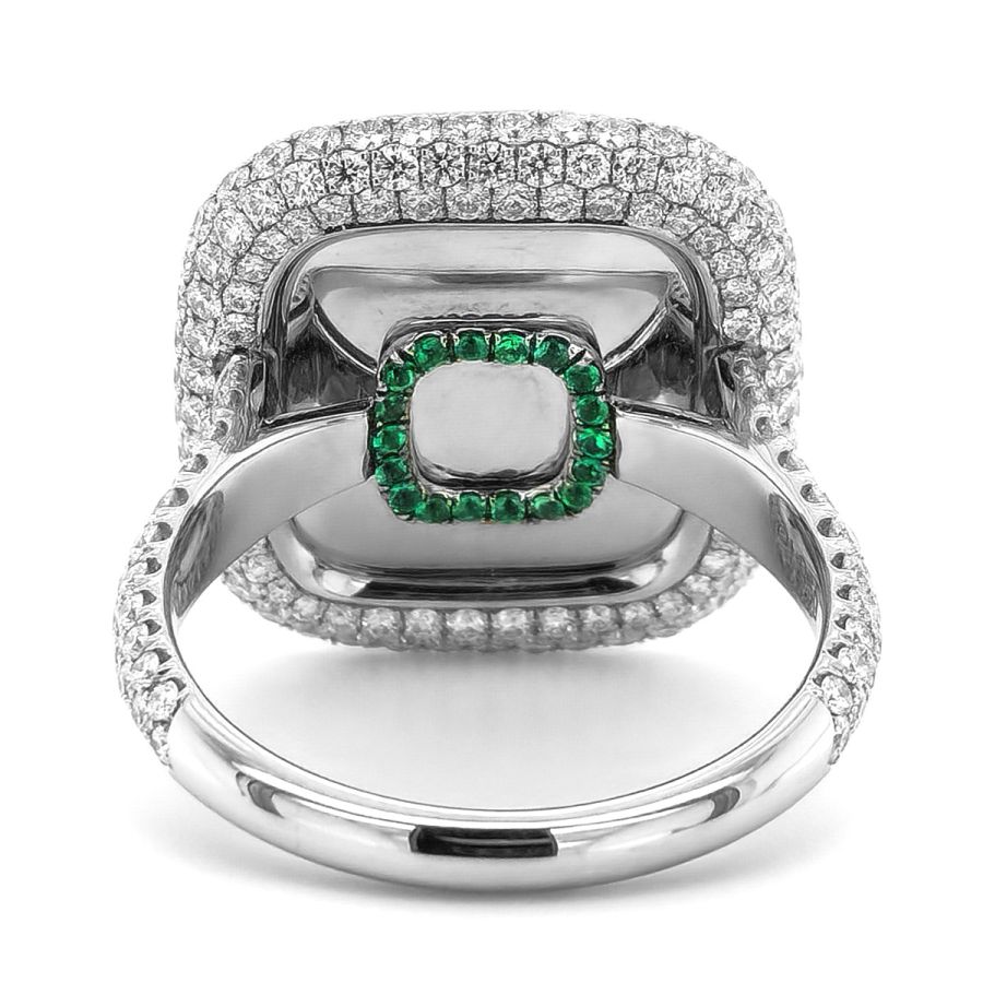 Natural Sugarloaf Columbian Emerald 15.32 carats set in Platinum Ring with 2.58 carats Diamonds