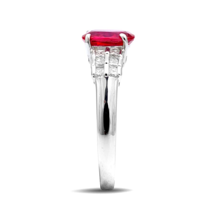 Natural Unheated Ruby 1.05 carats set in Platinum Ring with 0.32 carats Diamonds / GIA Report