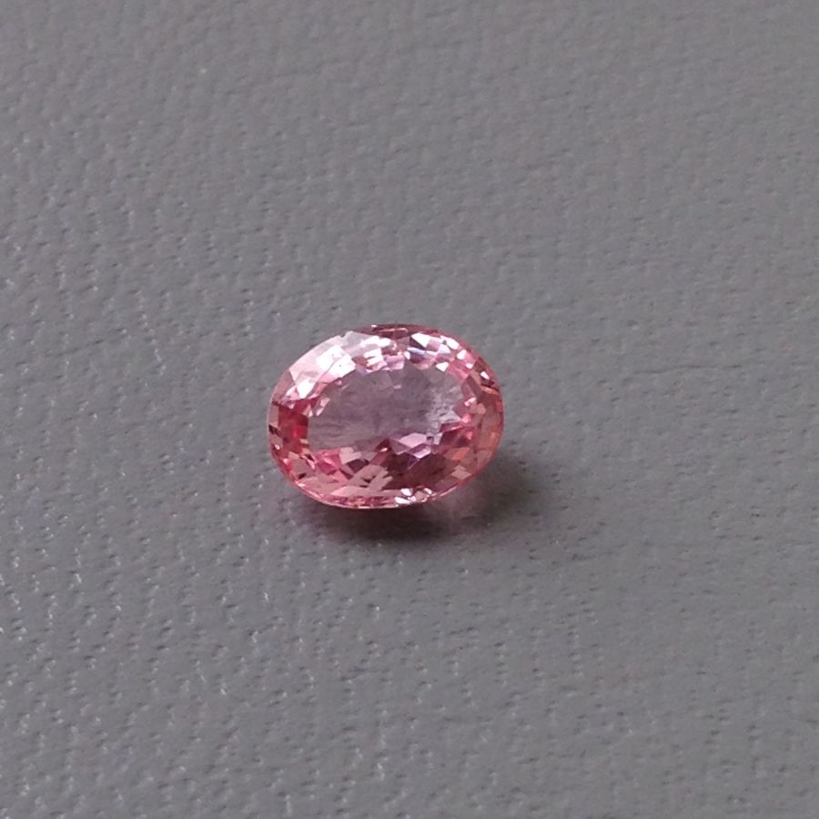 Natural  Unheated Padparadscha Sapphire orange pink color oval shape 1.15 carats with GIA Report