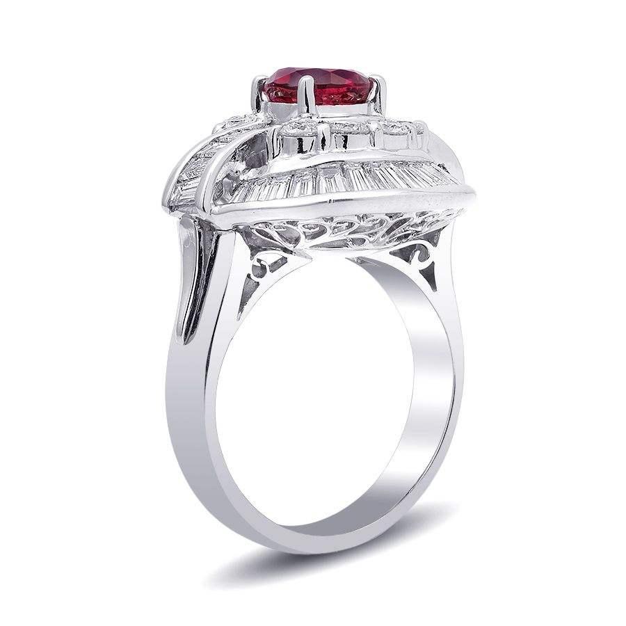 Natural Ruby 1.87 carats set in Platinum Ring with 2.37 carats Diamonds