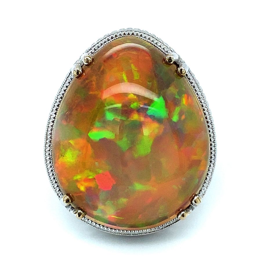 Ethiopian Opal 18.00 carats set in 14K White Gold Ring