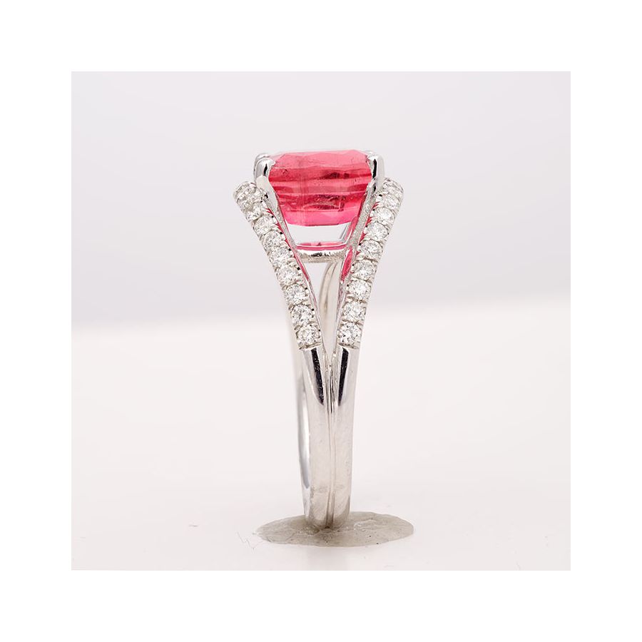 Natural Pink Tourmaline 2.15 carats set in 14K White Gold Ring with 0.40 carats Diamonds 