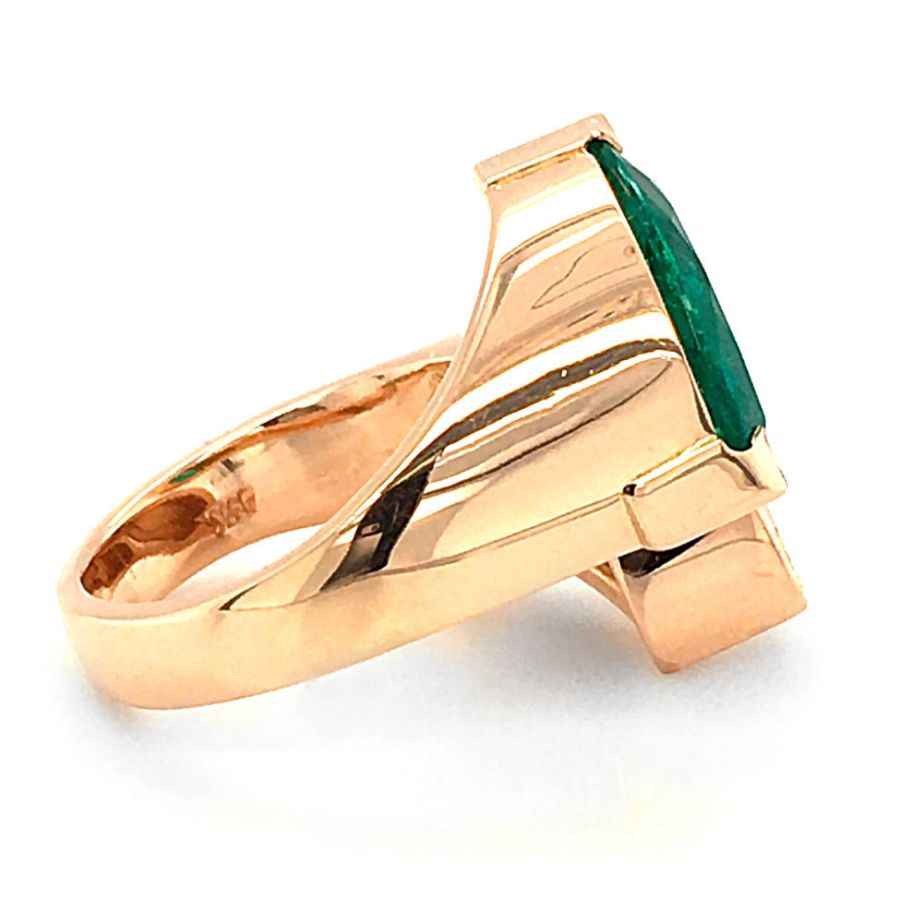 Natural Emerald 2.21 carats set in 14K Rose Gold Ring with 0.38 carats Diamonds