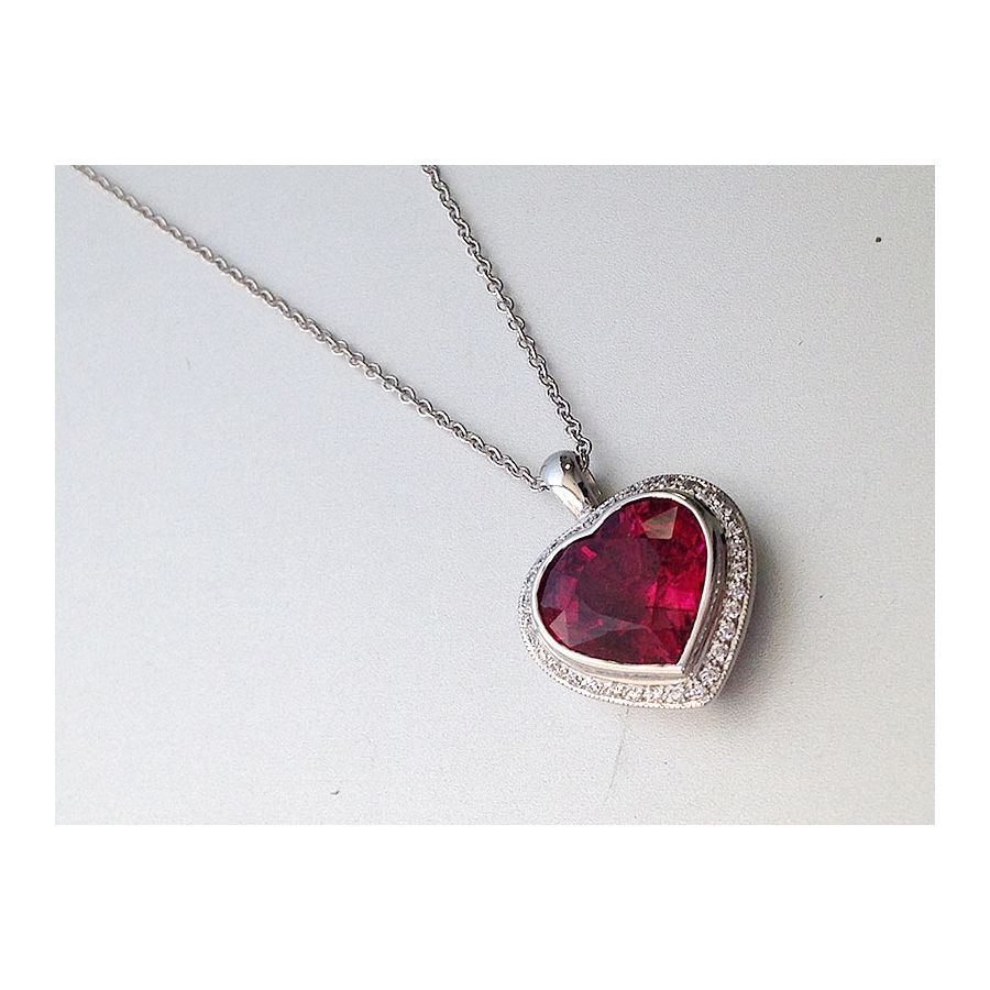 Natural Rubellite 2.75 carats set in 18K White Gold Pendant with 0.17 carats Diamonds