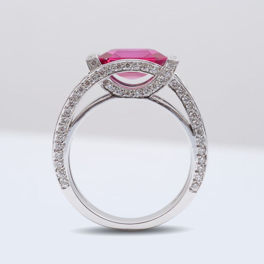 Natural Pink Sapphire 3.22 carats set in 14K White Gold Ring with 1.09 carats Diamonds / GIA Report