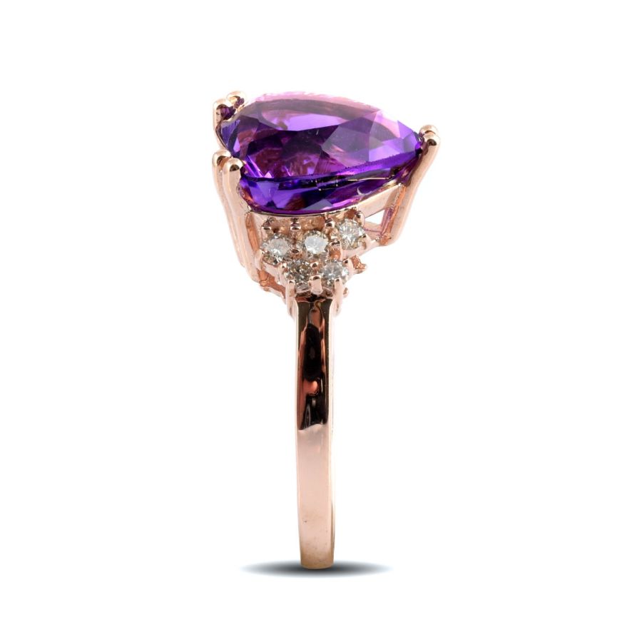 Natural Amethyst 4.01 carats set in 14K Rose Gold Ring with 0.24 carats Diamonds