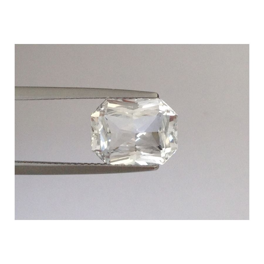 Natural Heated White Sapphire 4.64 carats 