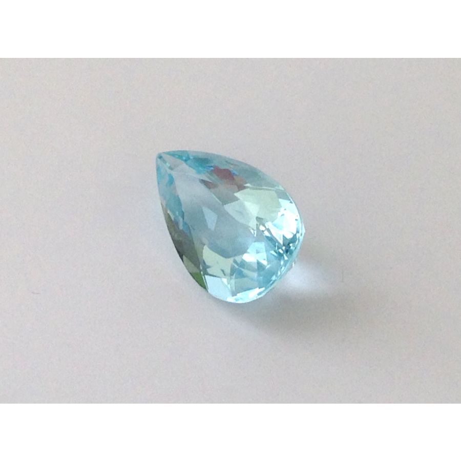 Natural Aquamarine light blue color pear shape 5.33 carats 