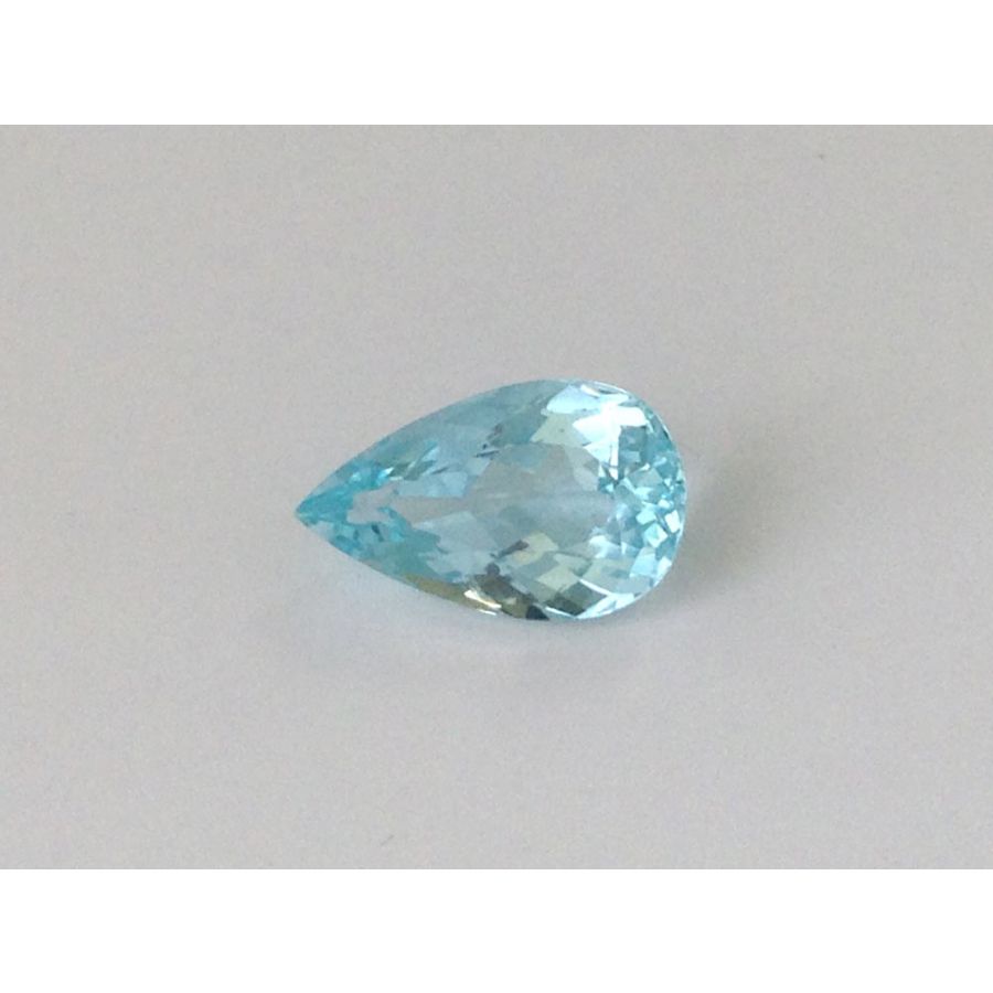 Natural Aquamarine light blue color pear shape 5.33 carats 