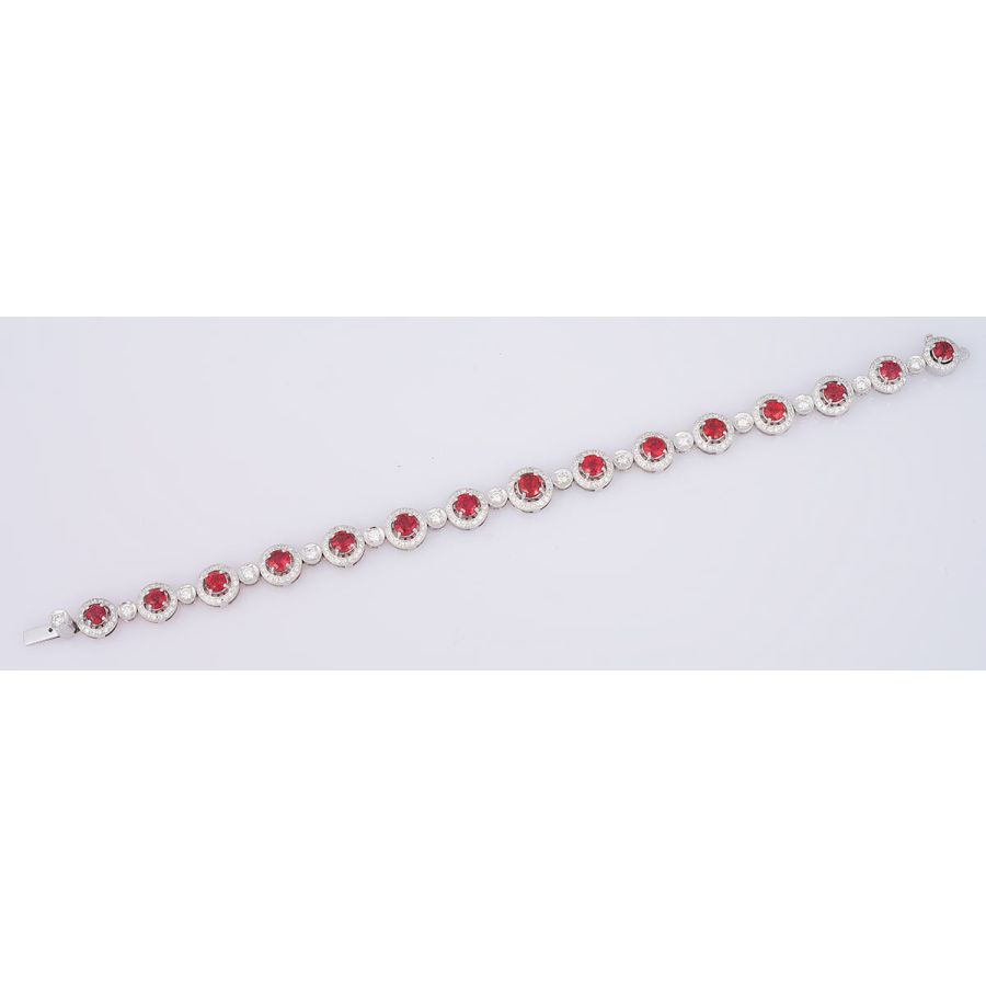Natural Red Spinel 5.84 carats set in 18K White Gold Bracelet  with 1.81 carats Diamonds