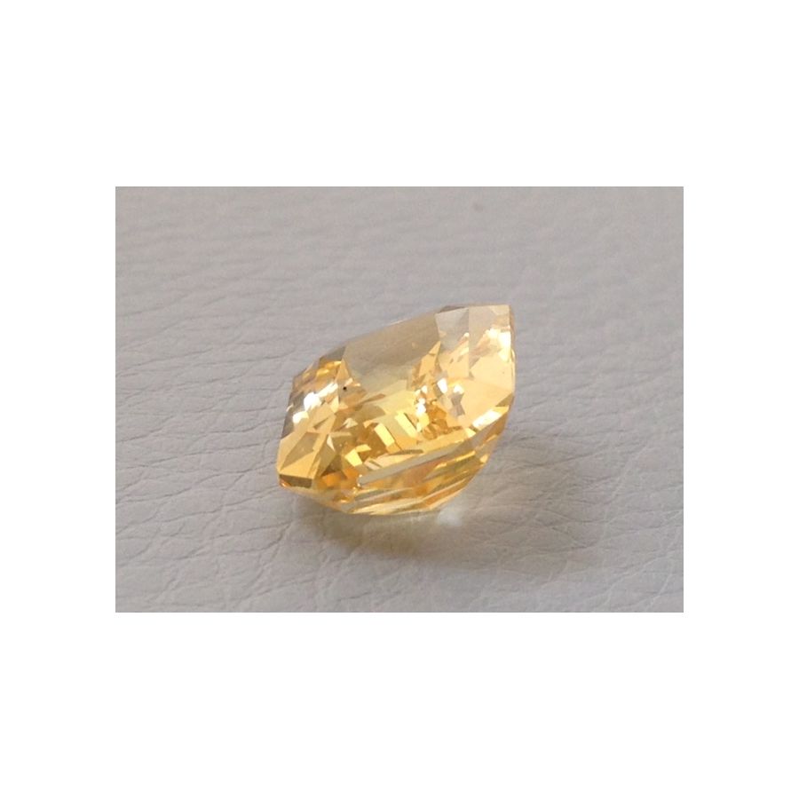 Natural  Unheated  Yellow Sapphire orange yellow color octagonal shape 8.43 carats with GIA Report / video - sold