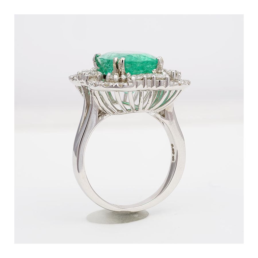 Extremely Rare Tourmaline Paraiba 6.89 carats set in 14K White Gold Ring with Diamonds / GIA Report - took stone off