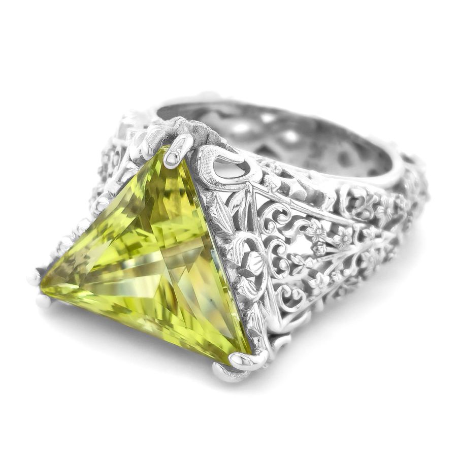 Natural Greenish Yellow Beryl 7.87 carats set in 18K White Gold Ring