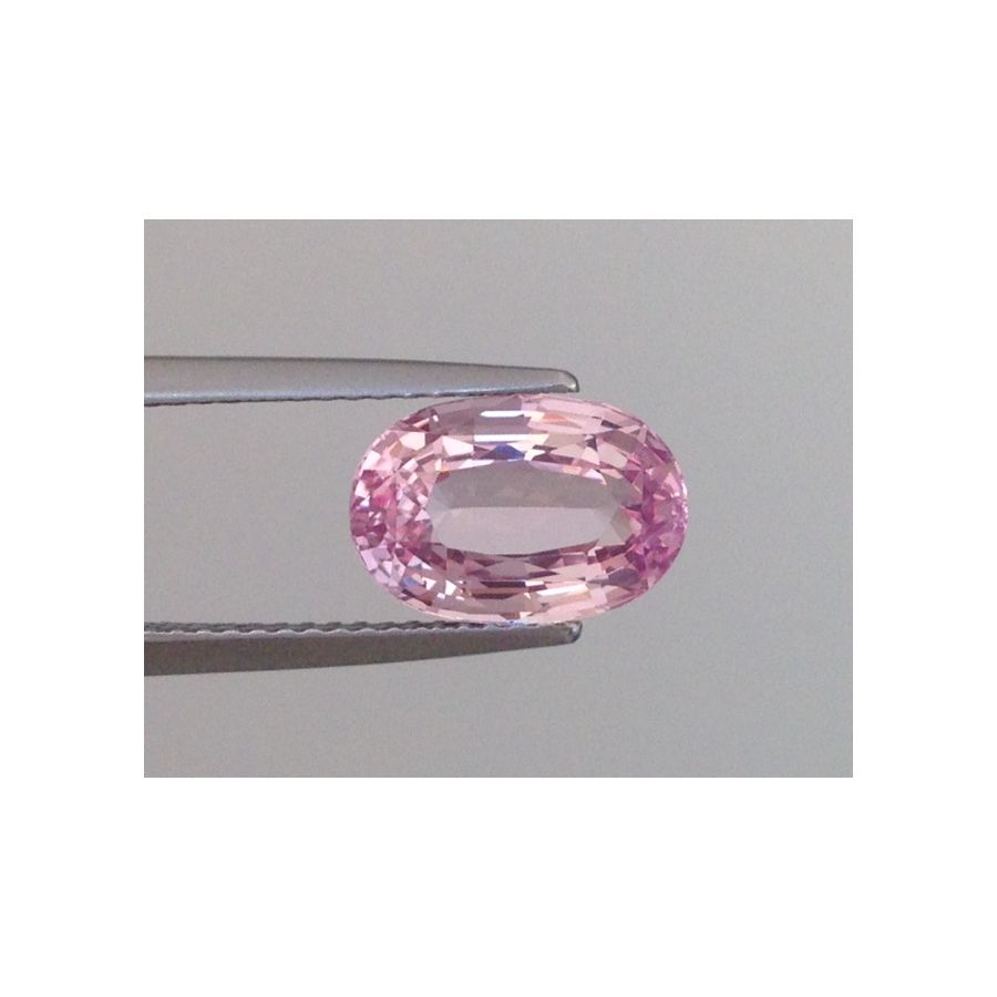 Natural Unheated Padparadscha Sapphire pastel pink color oval shape 3.60 carats with GRS Report