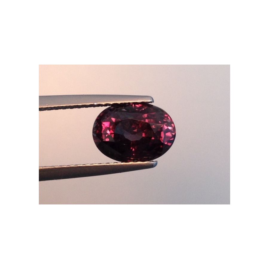 Natural Alexandrite with excellent color change oval shape 2.98 carats with GIA Report
