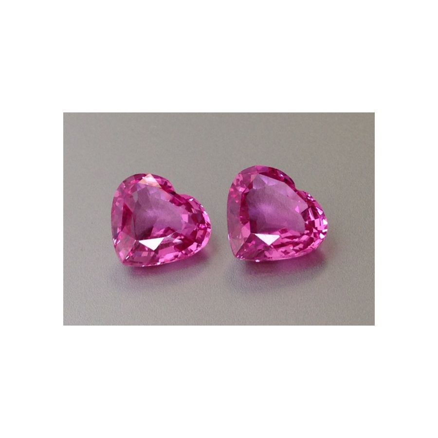 Natural Pair Unheated Pink Sapphire purplish pink color heart shape 4.53 carats with GIA Report