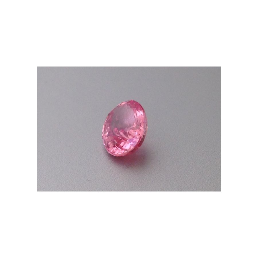 Natural Heated Padparadscha Sapphire orangy-pink color oval shape 1.60 carats