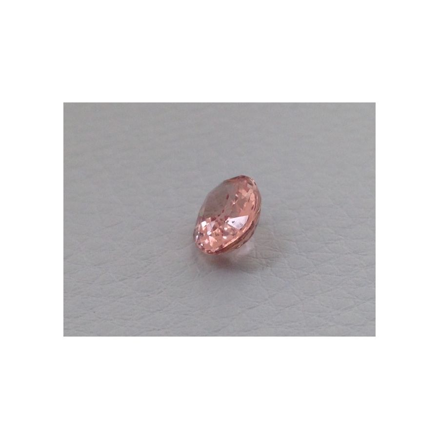Natural Heated Padparadscha Sapphire pinkish-orange color oval shape 1.66 carats with GRS Report