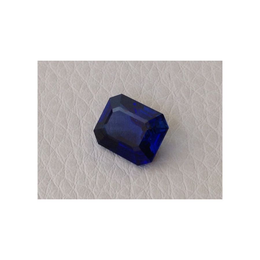 Natural Heated Blue Sapphire blue color octagonal shape 3.04 carats with GIA Report / video