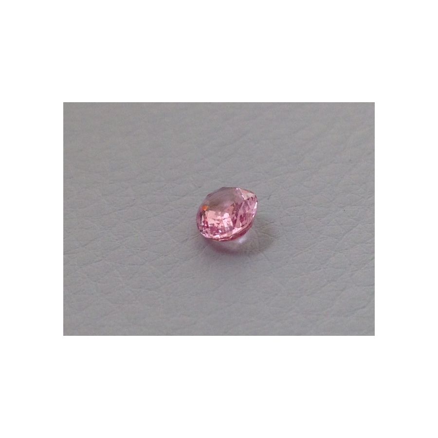 Padparadscha Sapphire 0.92 cts GRS Certified - sod