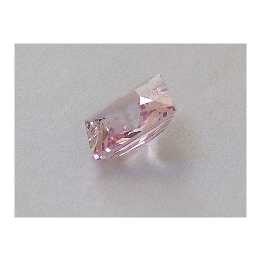 Natural Unheated Pink Sapphire light pink color square princess cut shape 3.42 carats with GIA Report 