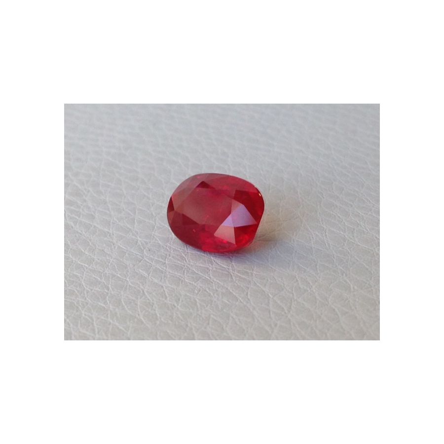 Natural Heated Ruby vivid red color oval shape 4.02 carats with GRS Report / video 