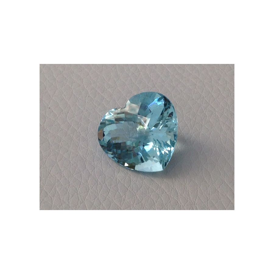 Natural Aquamarine light blue color heart shape 11.41 carats 