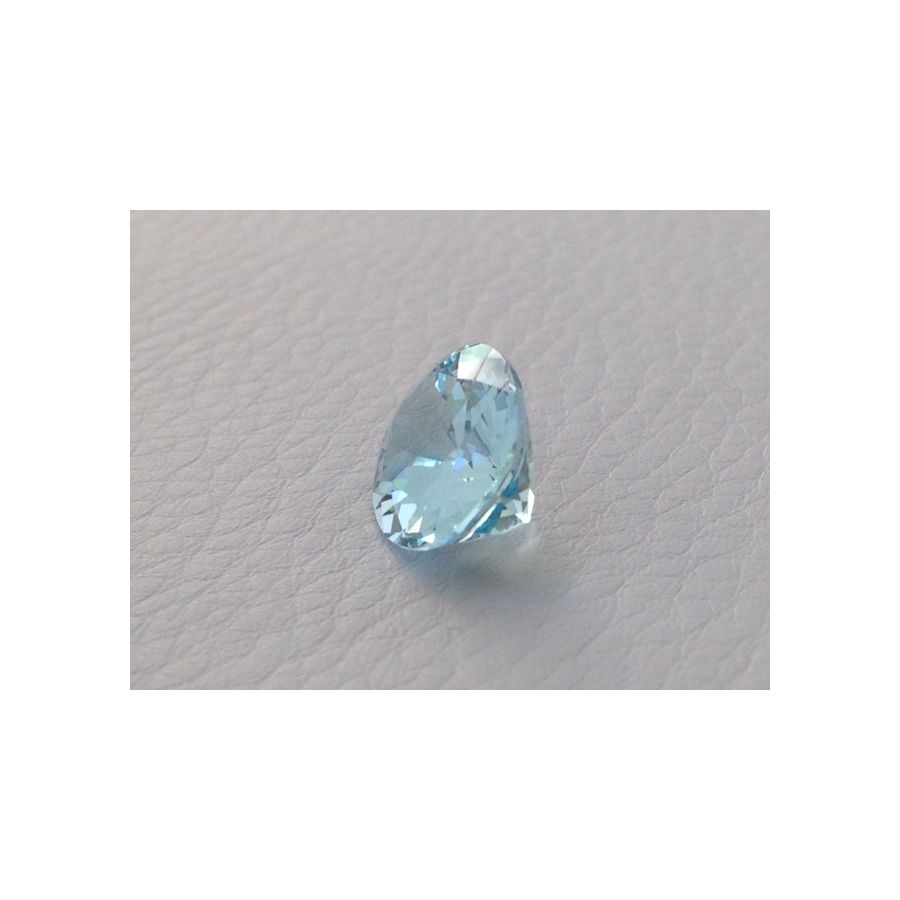 Natural Aquamarine light blue color oval shape 5.18 carats