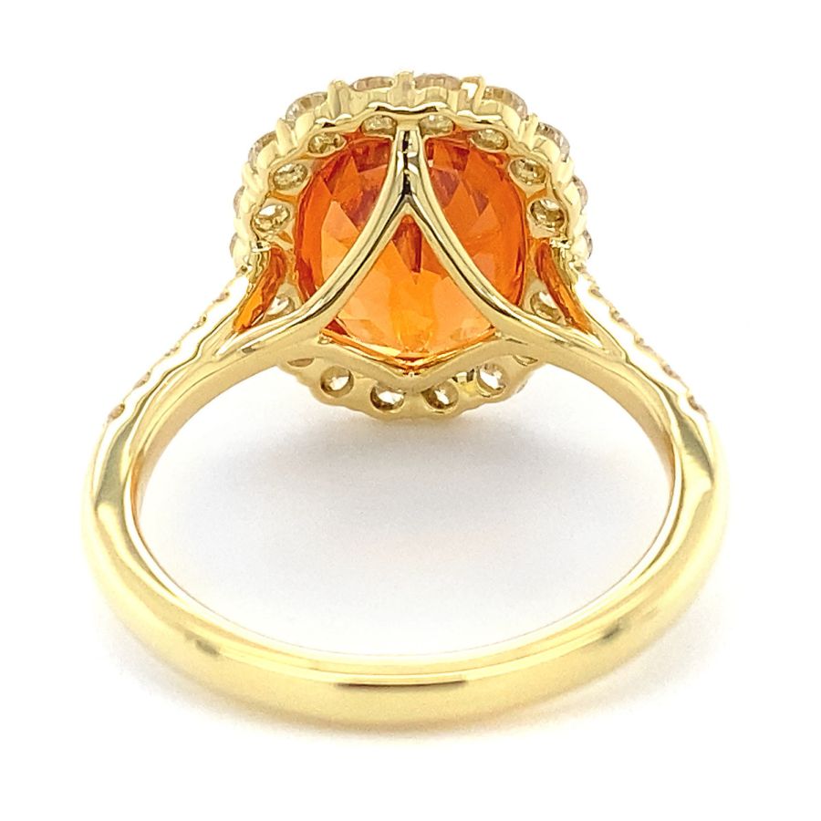 Natural Mandarin Garnet 5.98 carats set in 18K Yellow Gold Ring with 0.84 carats Diamonds 