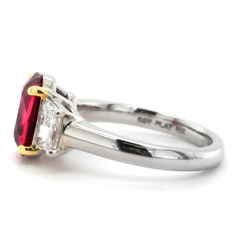 Natural Unheated Ruby 2.51 carats set in Platinum Ring with 1.05 carats Diamonds / GIA and GRS Reports