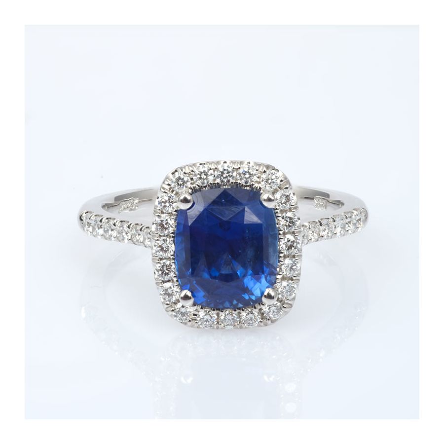 Natural Unheated Blue Sapphire 2.41 carats set in 14K White Gold Ring with 0.38 carats Diamonds/ GIA Report