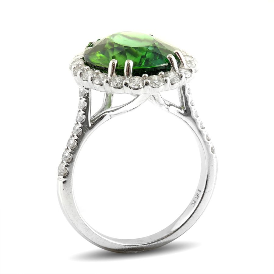 Natural Green Tourmaline 6.89 carats set in 18K White Gold Ring with 0.92 carats Diamonds