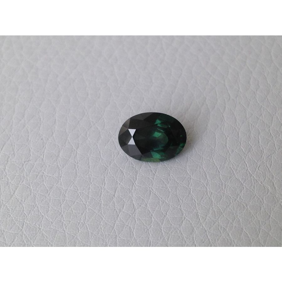 Natural Heated Green Sapphire green color oval shape 2.83 carats 