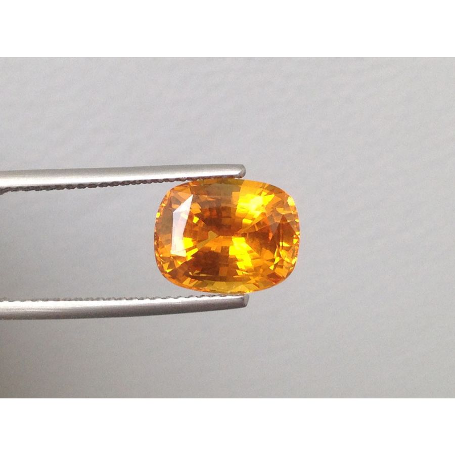 Natural Heated Yellow Sapphire yellow-orange color cushion shape 4.34 carats with GIA Report