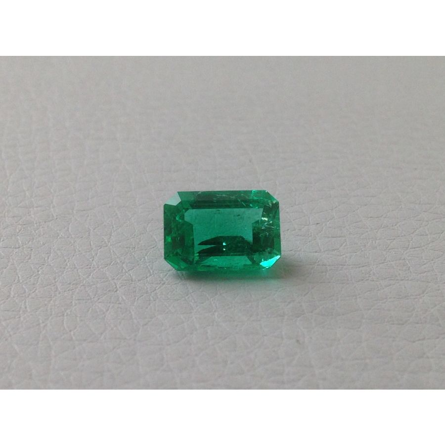 Natural Colombian Emerald octagonal 2.75 carats