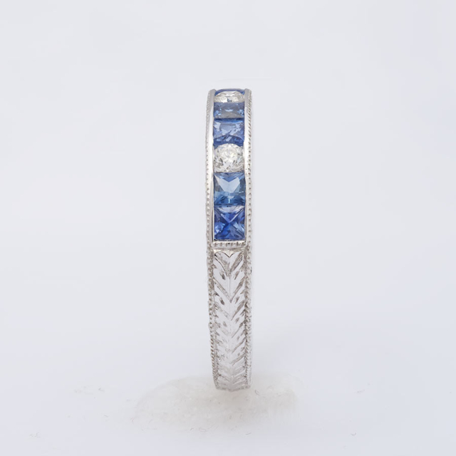 Natural Blue Sapphires 0.56 carats set in 18K White Gold Ring with 0.14 carats Diamonds