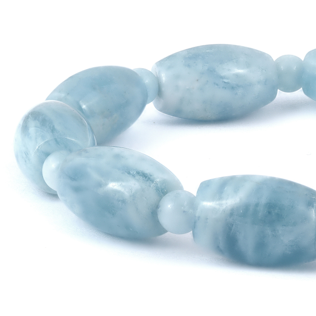Untreated Natural Aquamarine 170.70 carats Barrel Shape Beads Bracelet Strong with Expandable Silk Thread
