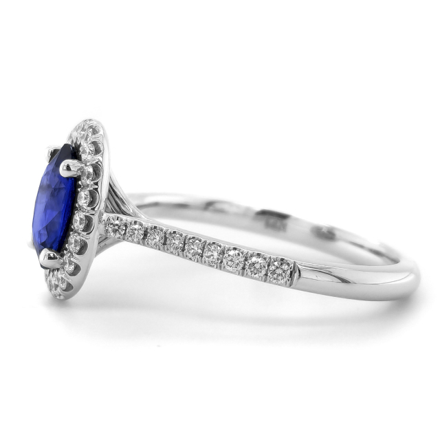 Natural Blue Sapphire 1.42 carats set in 18K White Gold Ring with 0.32 carats Diamonds / GIA Report