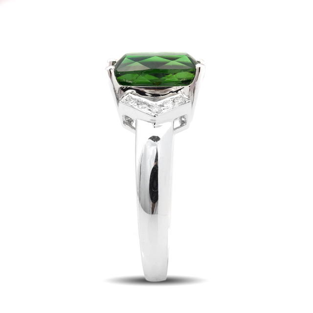 Natural Chrome Tourmaline 3.00 carats set in 18K White Gold Ring with 0.09 carats Diamonds