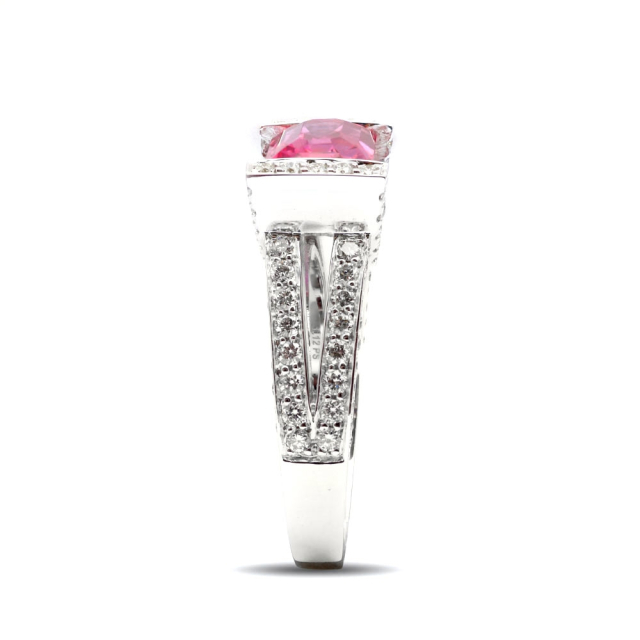 Natural Pink Sapphire 3.12 carats set in 14K White Gold Ring with 0.94 carats Diamonds / GIA Report