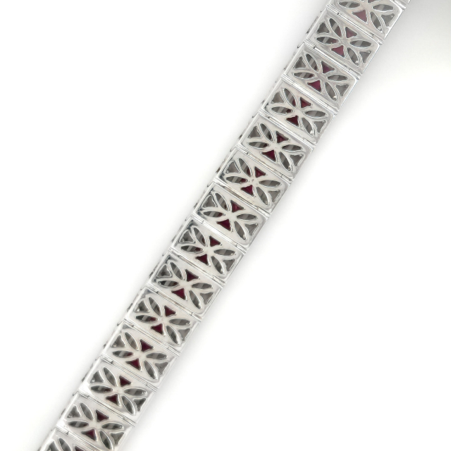 Natural Rubies 5.04 carats set in 14K White Gold Bracelet with 0.51 carats Diamonds 