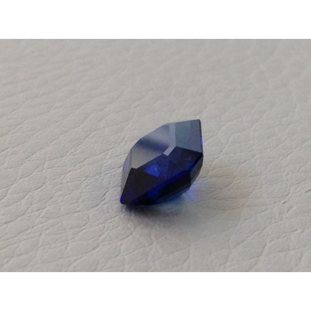 Natural Heated Blue Sapphire blue color octagonal shape 3.04 carats with GIA Report / video