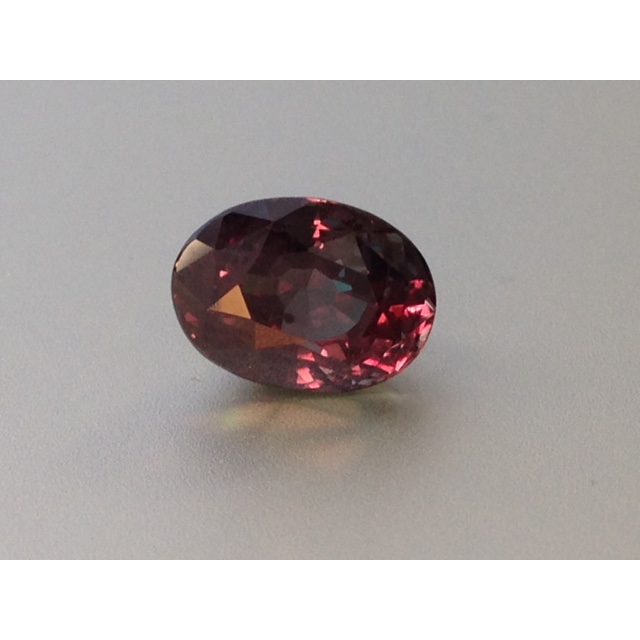 Natural Alexandrite with excellent color change oval shape 2.98 carats with GIA Report
