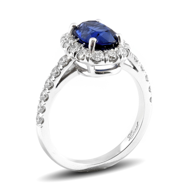 Natural Blue Sapphire 2.21 carats set in 18K White Gold Ring with 0.75 carats Diamonds 